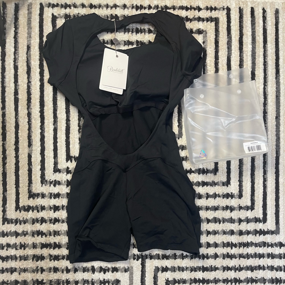 Bombshell Sportswear open back tee bodysuit shirt in black size LARGE NWT